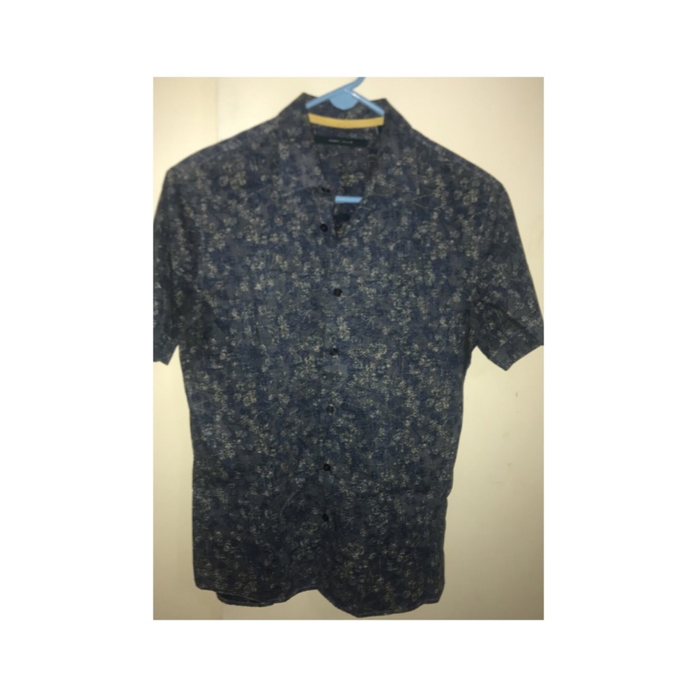 Perry Ellis Button Down - Picture 3 of 3